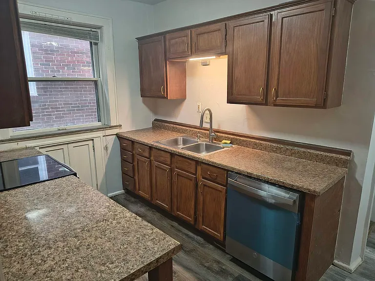5041 Mardel Ave #B — Photo 1