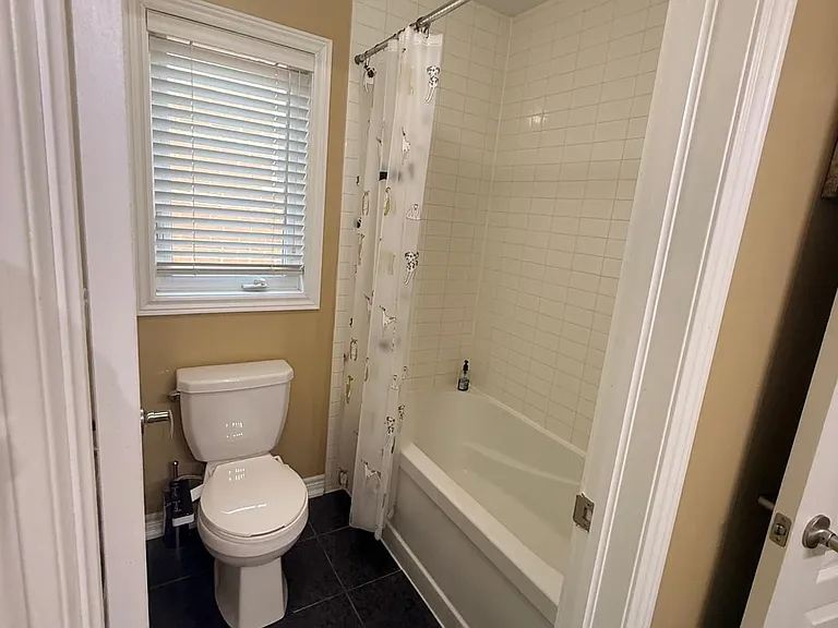 124 Johnson Dr — Photo 25