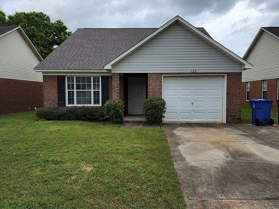 1st image of 123 Trunbury Dr
