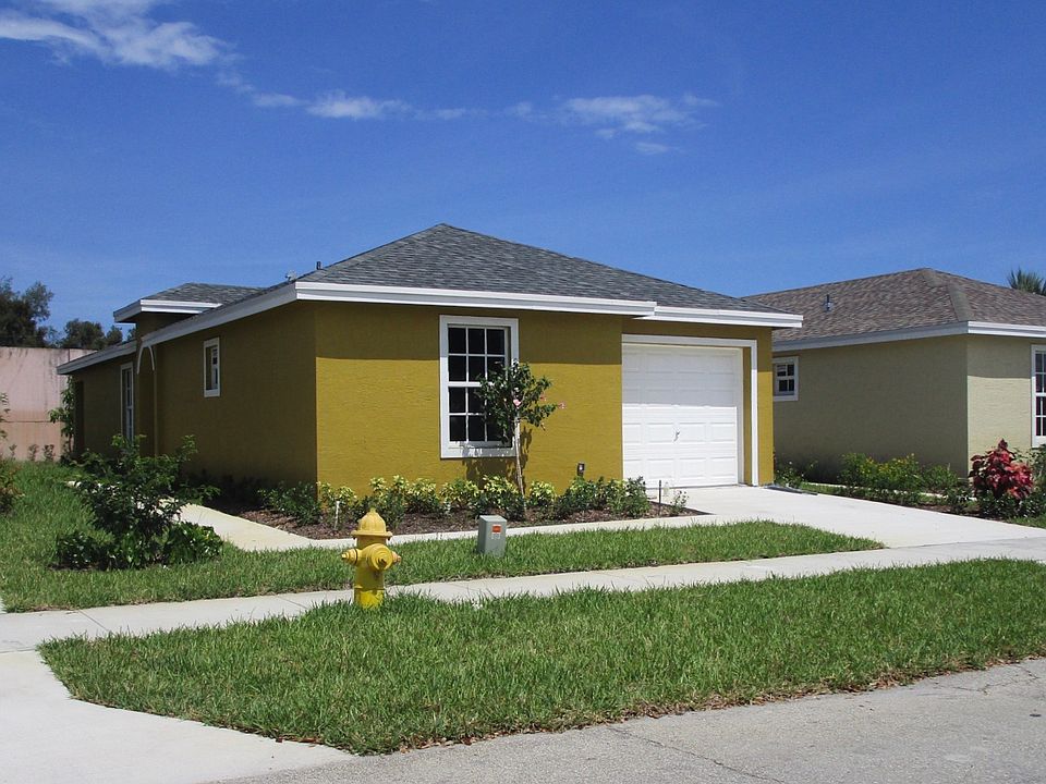 1st image of 4392 NW 1st Ter