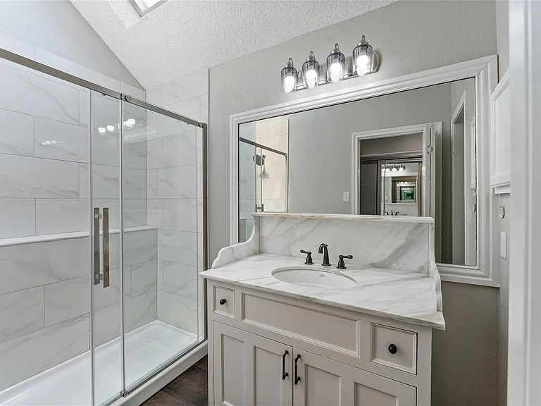 11831 Meadowchase Dr — Photo 23