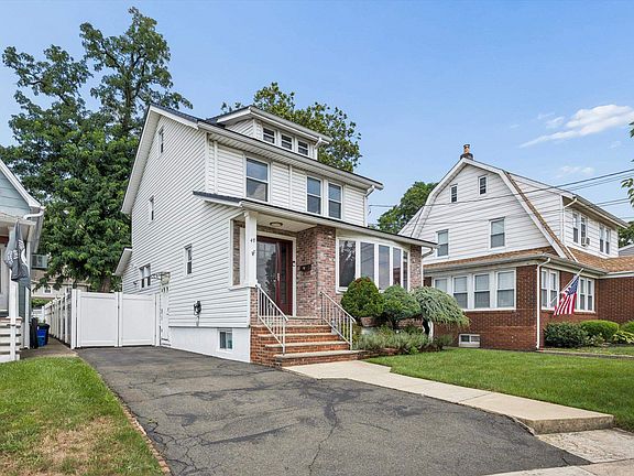 2nd image of 47 Kearney St
