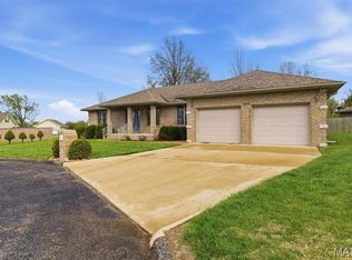 1308M Lawson Cir, Mountain Grove, MO 65711