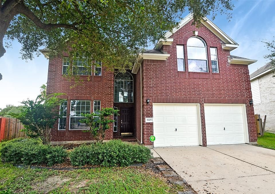 Welcome home to 18439 Brenwood Manor Dr