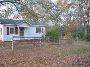 105 Mauldin Cir, Iva, SC 29655