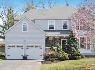 248 Stonehenge Dr, Phillipsburg, NJ