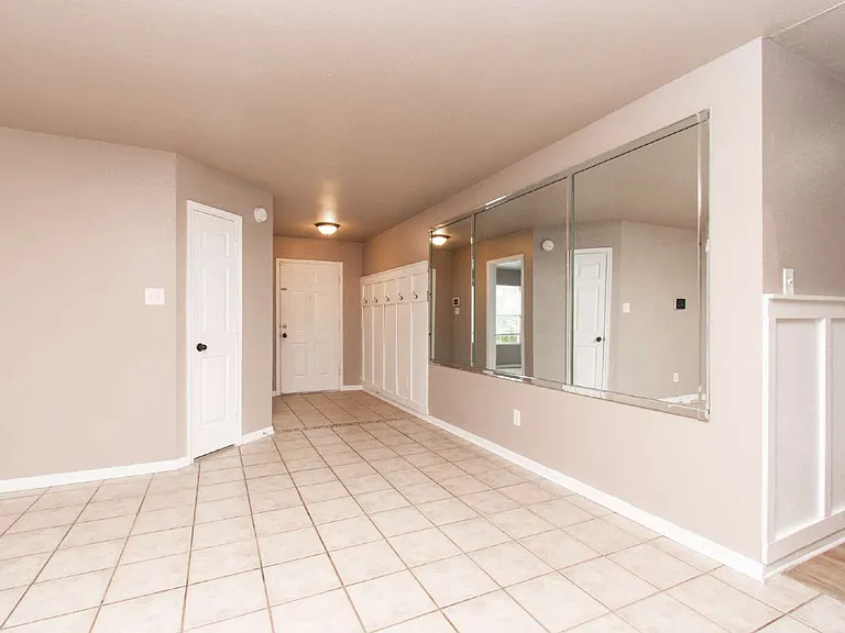4004 Bull Run Dr — Photo 7