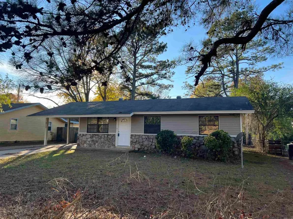 613 Captain St, Jacksonville, AR 72076