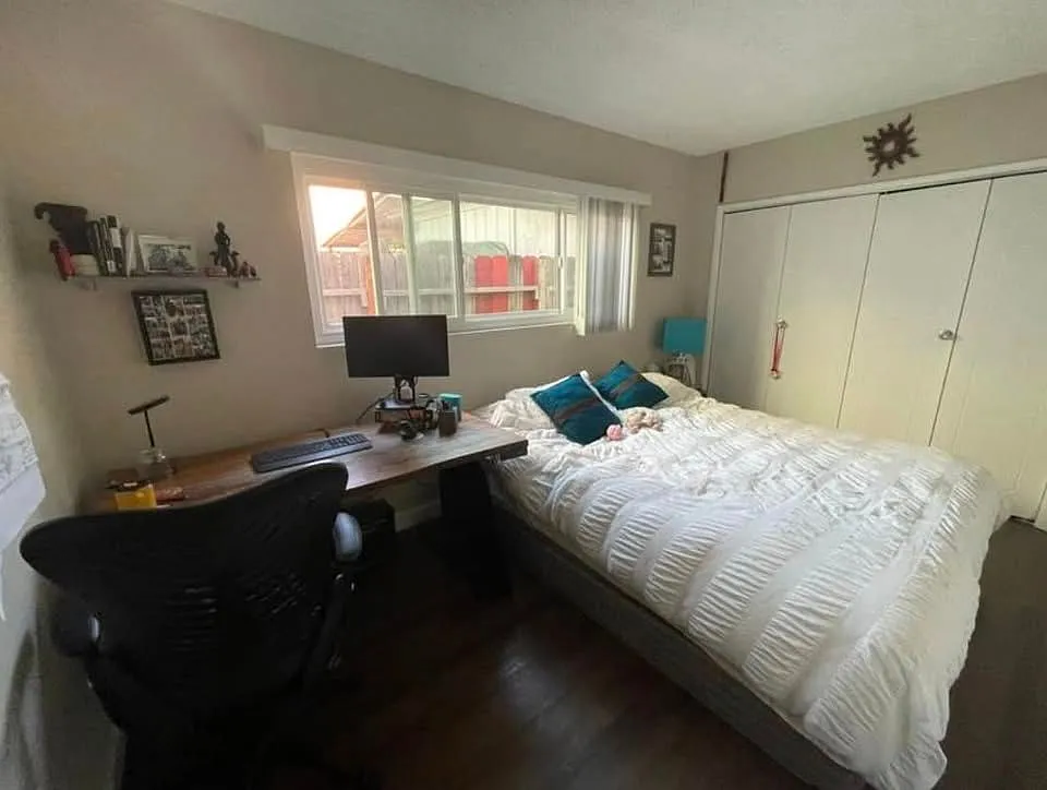3 bed, 3.0 bath, 1150 sqft, $1,250 — Photo 4