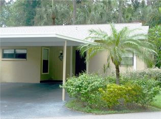 4802 Village Gardens Dr, Sarasota, FL 34234