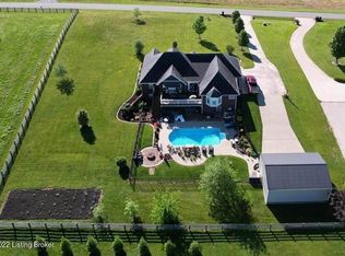 1993 Mud Splash Rd, Glendale, KY 42740