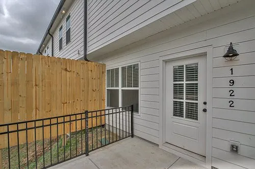 1801 Townhomes — Photo 35