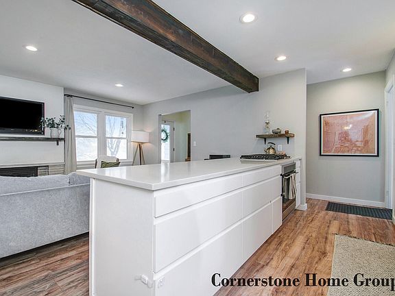 2nd image of 3556 Bayberry Dr NW
