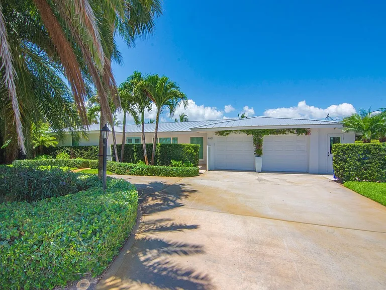 4601 Sunset Dr — Photo 34