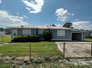142 S Main St, Larose, LA 70373