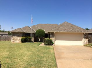 317 Whitman Ct, Edmond, OK 73003
