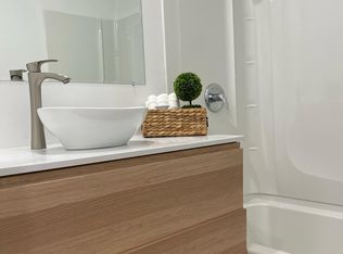 73 Jay St #1, Troy, NY 12180