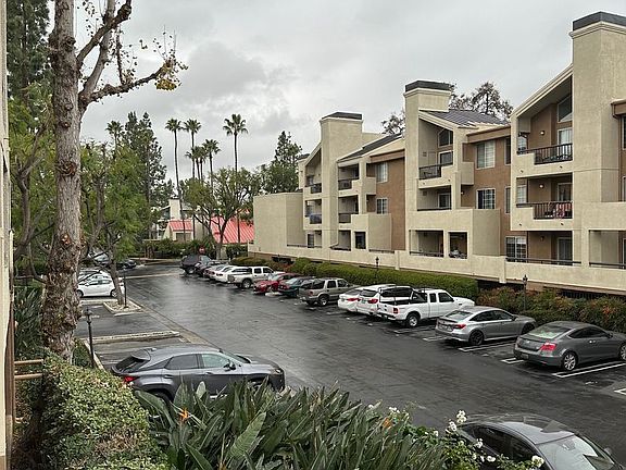 2nd image of 21450 Burbank Blvd APT 209