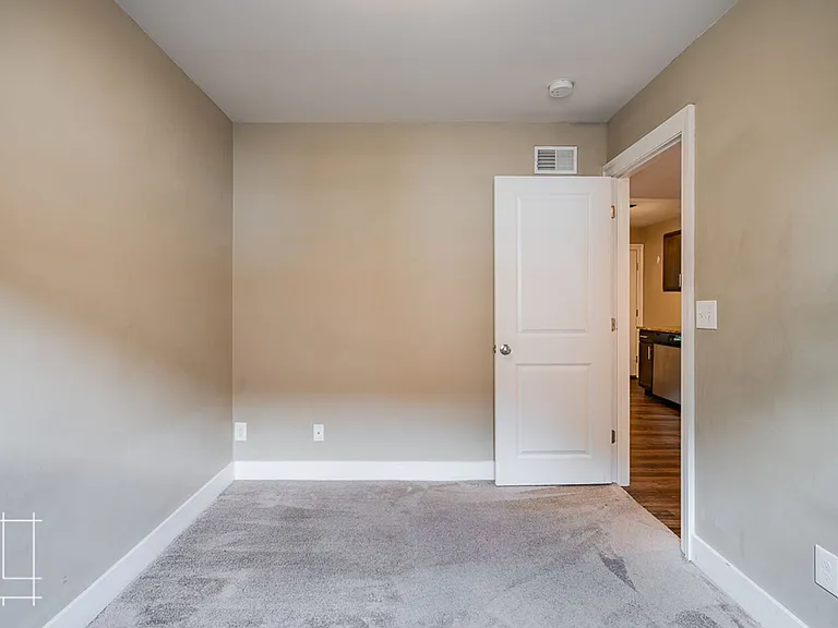 1308 - 1326 Dennison Ave — Photo 6