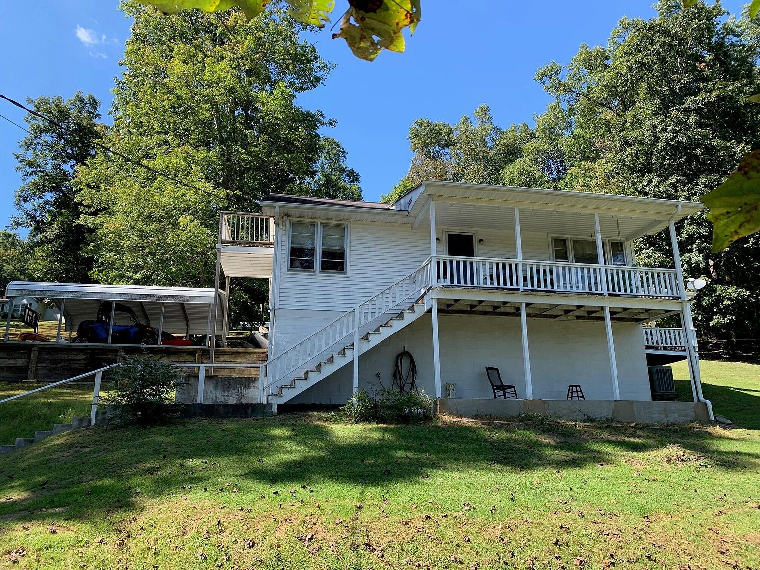 978 Rockland Rd, Ronceverte, WV 24970 | Zillow