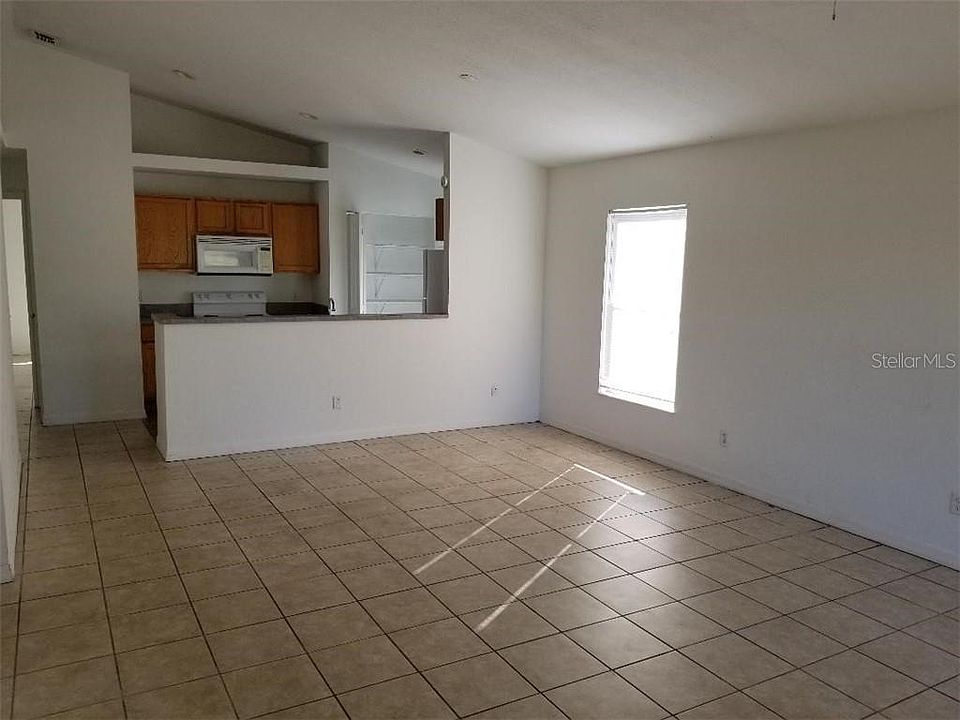 2nd image of 42 Jefferson Rd