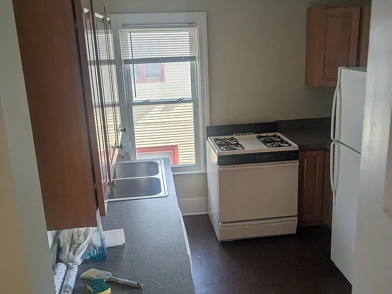1024 Chester St SE #2 — Photo 2