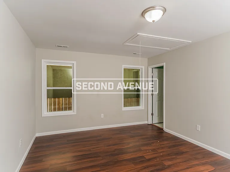3030 Greenwood Ave — Photo 8