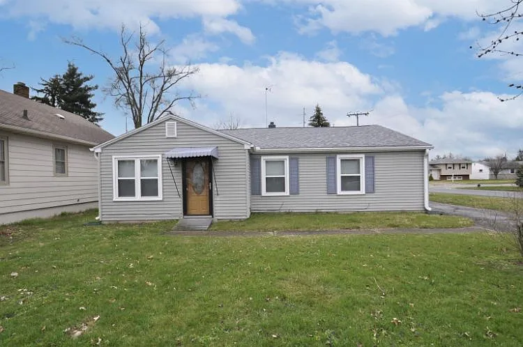 54732 Northern Ave photo 1