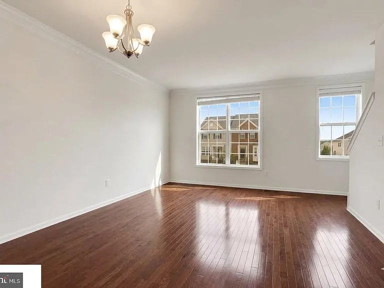 43140 Whelplehill Ter — Photo 10