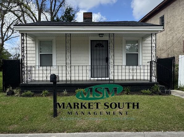 905 Elliott Ave