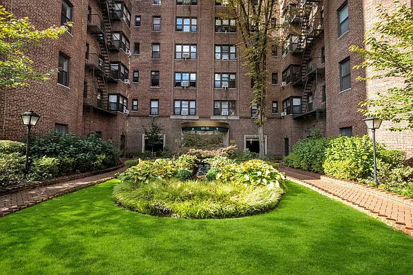 Sold by Douglas Elliman | media 23