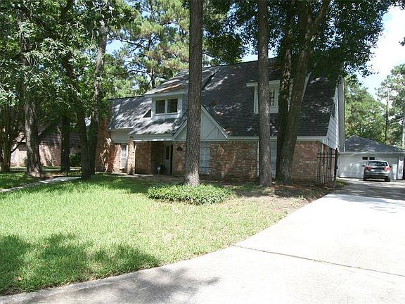 3rd image of 3823 Woodbriar Dr