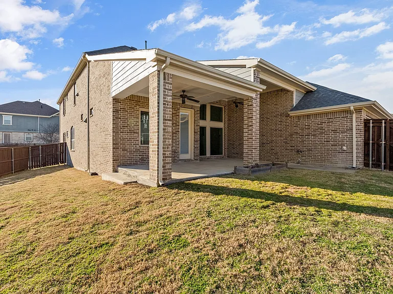 2812 Orchid St — Photo 58