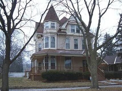 1st image of 1140 N Prairie St