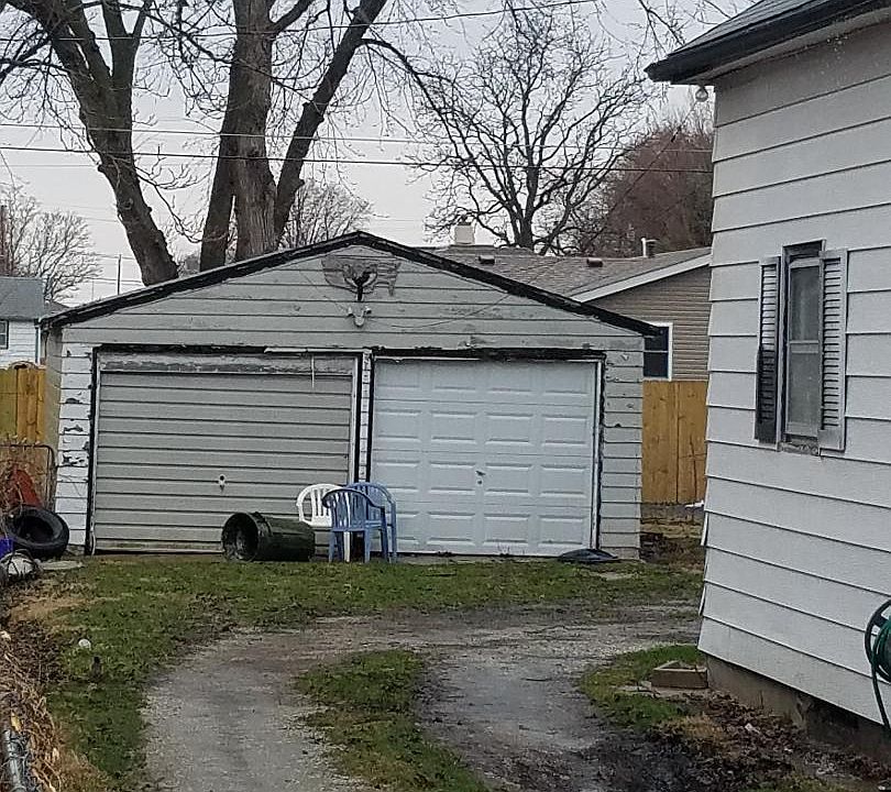 2nd image of 1907 6th Ave