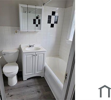 4th image of 1417 W 90th St #1A