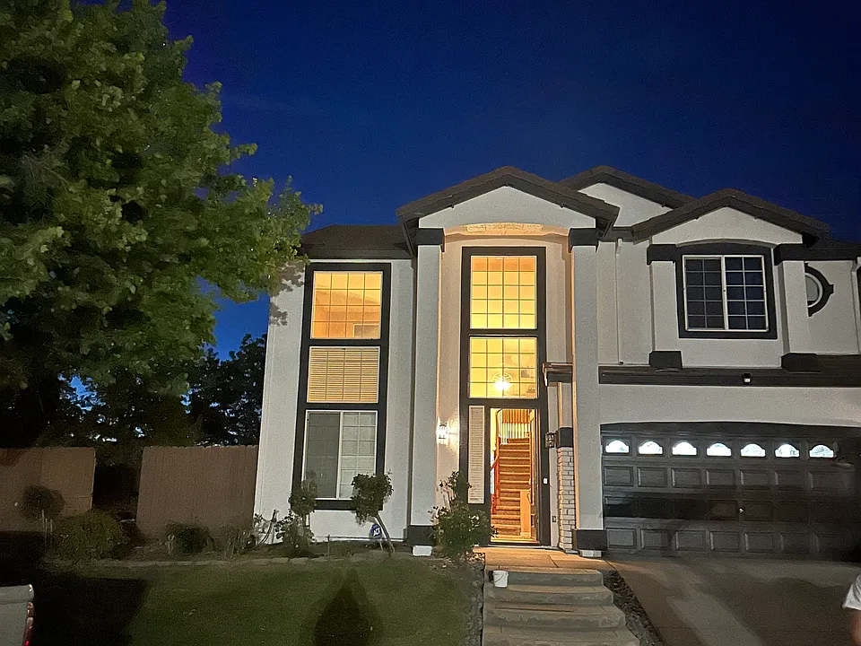 6620 Grand Canyon Dr