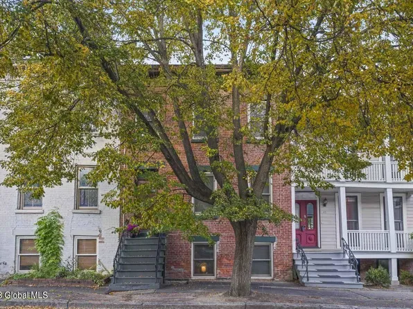 49 Myrtle Avenue, Albany, NY 12202