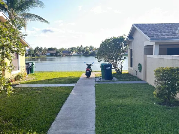 6700 SW 152nd Pl #28-00, Miami, FL 33193