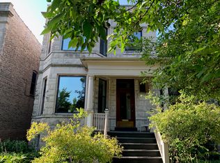 1231 W Addison St FLOOR 2, Chicago, IL 60613