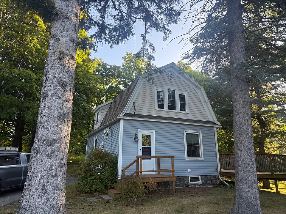 102 Government St