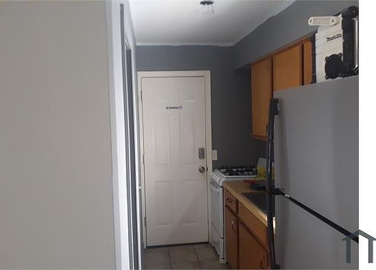 3rd image of 5645 E Grand River Ave #3