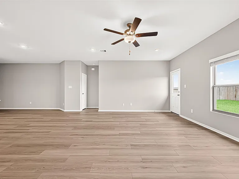 5330 Buffalo Grass Ln — Photo 10