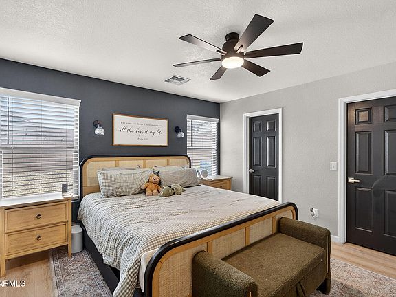 5th image of 10830 W LOUISE Drive