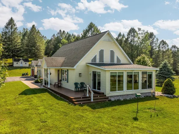 7857 Paige Rd, Bellaire, MI 49615