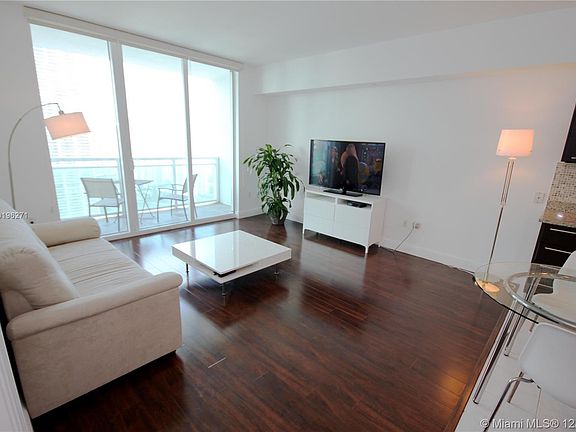 5th image of 950 Brickell Bay Dr APT 3308