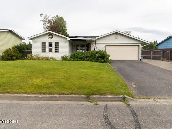 1134 Walnut Ave, Kenai, AK 99611