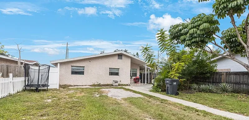 1 bed, 1.0 bath, 680 sqft, $1,195 — Photo 3