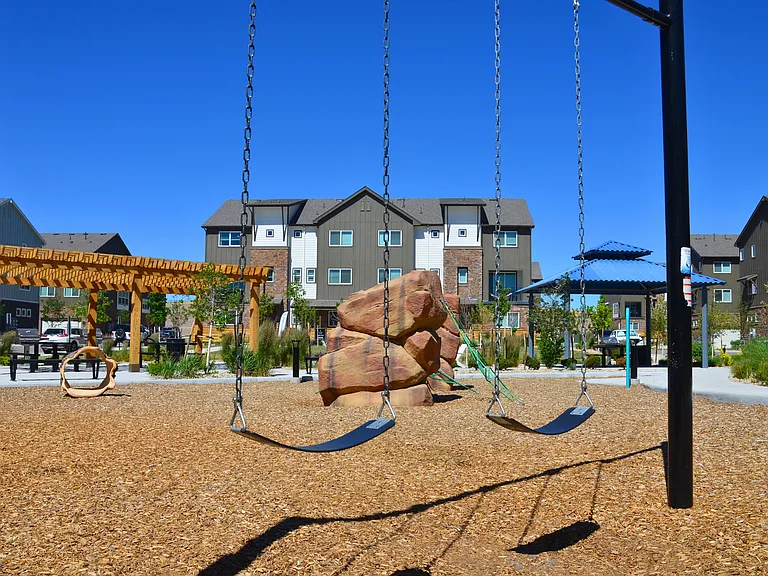 BB Living Trails Edge — Photo 5