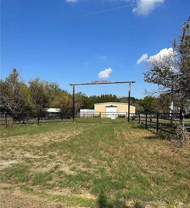 1st image of 853 County Road 206